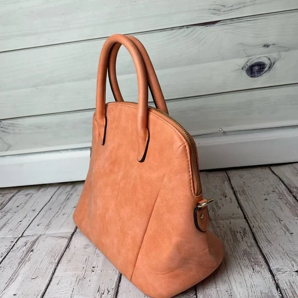 MODA soft Orange Pleather crossbody Handbag - Picture 5 of 7